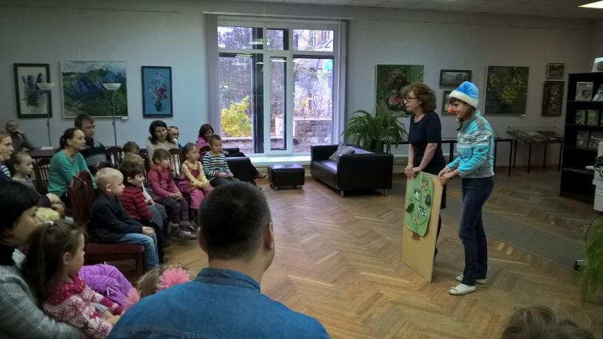 В библиотеке им. Мамина-Сибиряка маленьких читателей знакомили с книгами, фото-4