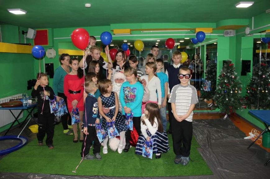 Детям из Деревни SOS подарили спортивно-развлекательный праздник, фото-6
