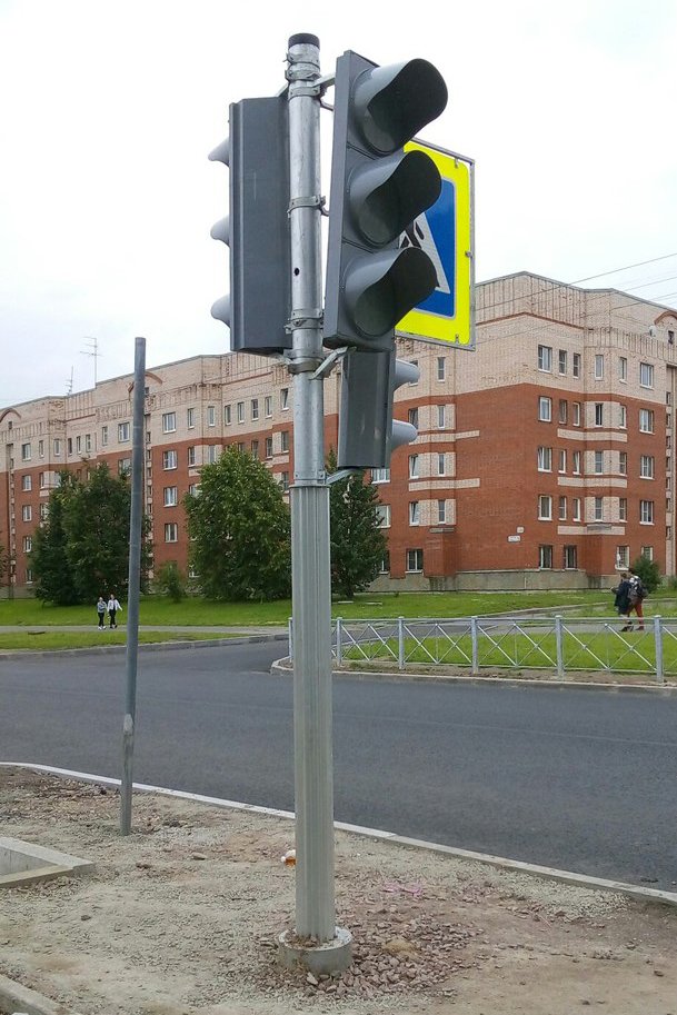 Новые светофоры на улице Генерала Хазова в Пушкине скоро заработают, фото-1