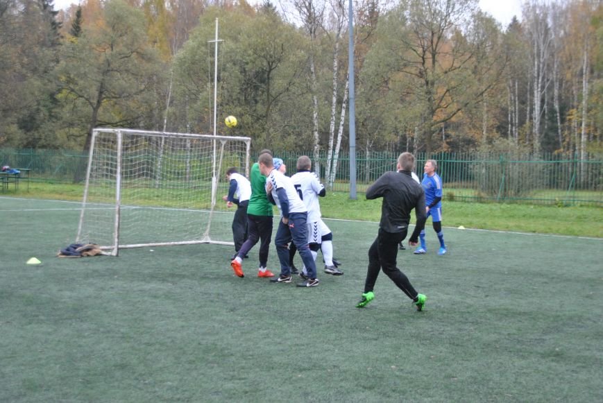 Трудовые коллективы Пушкинского района встретились за игрой в футбол, фото-2