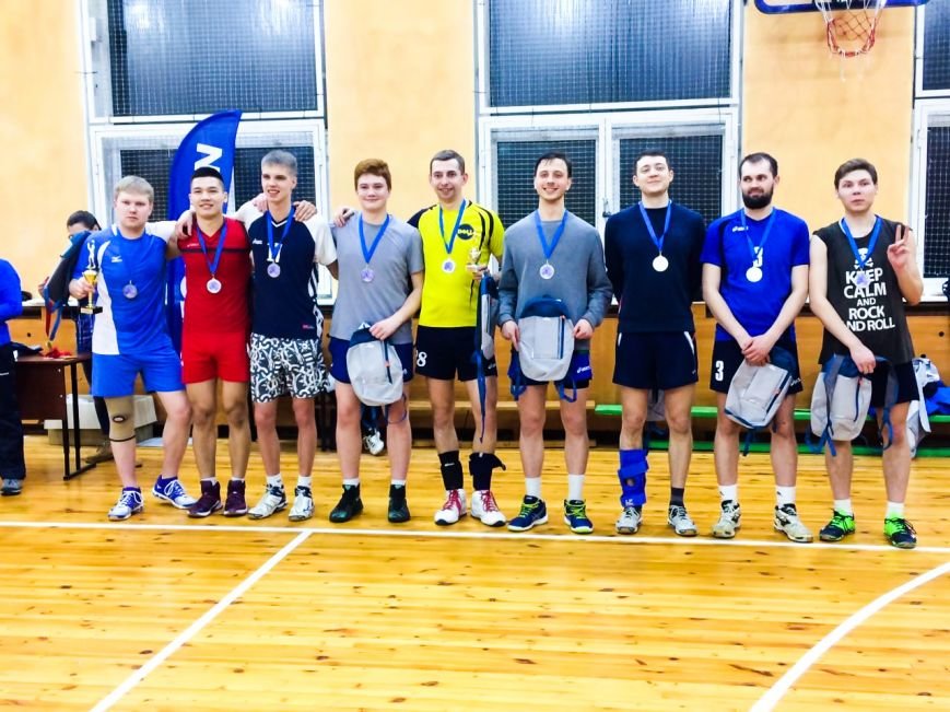 Мужская команда СПбГАУ приняла участие в первенстве Пушкинского района по волейболу, фото-1